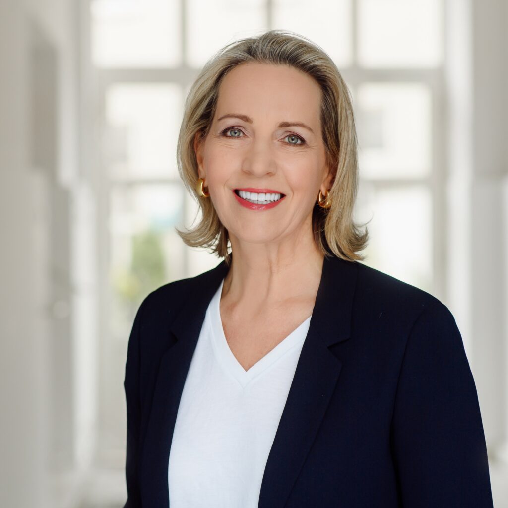 Annette Heuser, Beiratsmitglied War Child Deutschland, im Portrait