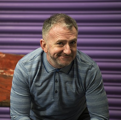 Gavin Hilton, Berater des Beirats War Child Deutschland, im Portrait